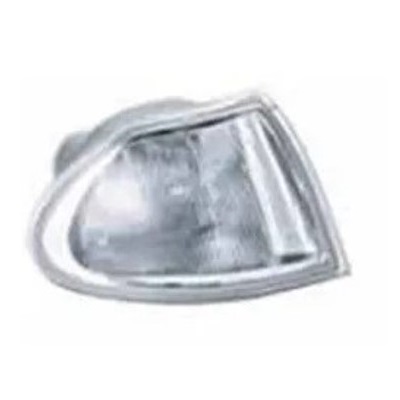 Lanterna dianteira lado direito Automotive Imports ZN1111011