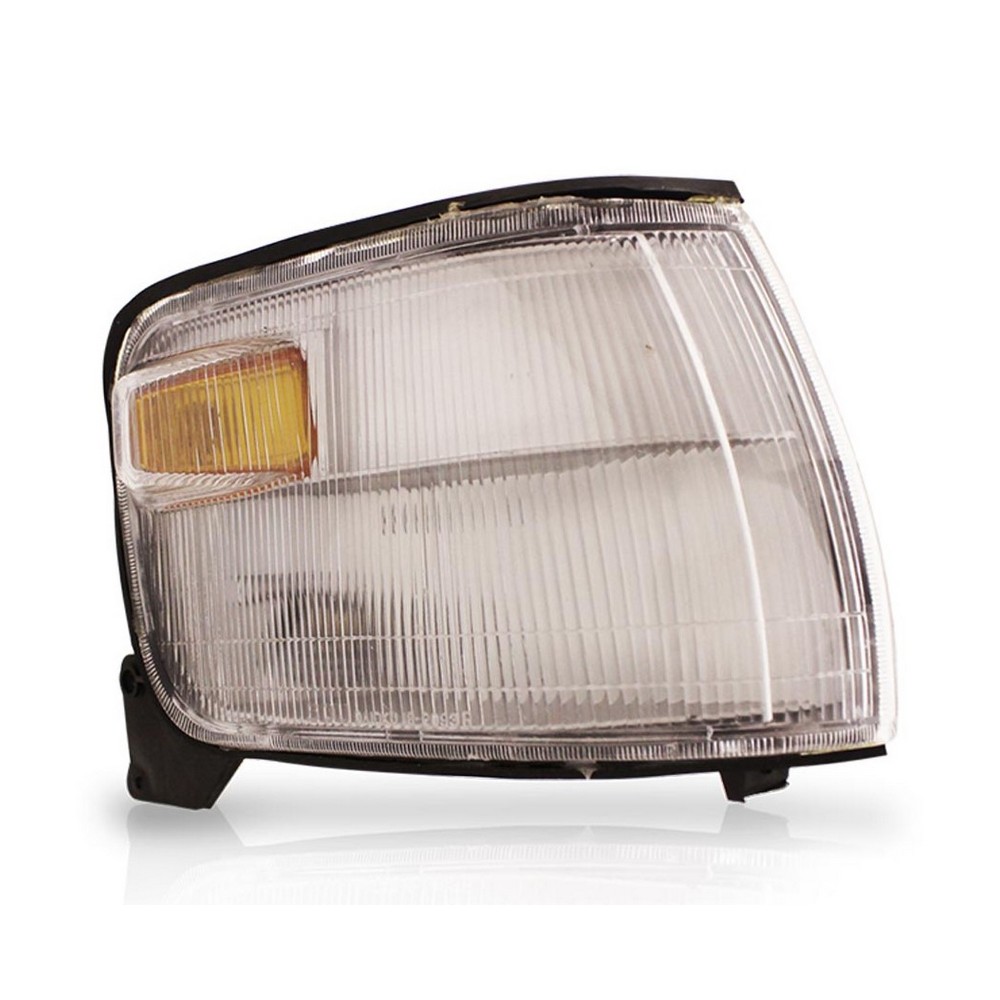 Lanterna dianteira lado direito Automotive Imports ZN1111170