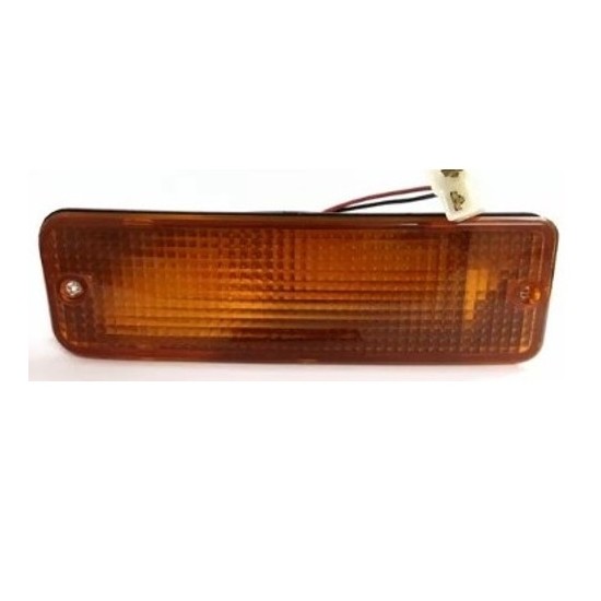 Lanterna dianteira lado direito Automotive Imports ZN1111029