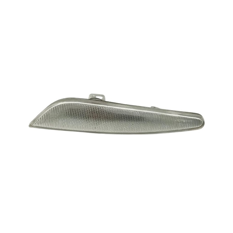 Lanterna Pisca Porta lado esquerdo Chery M113731010