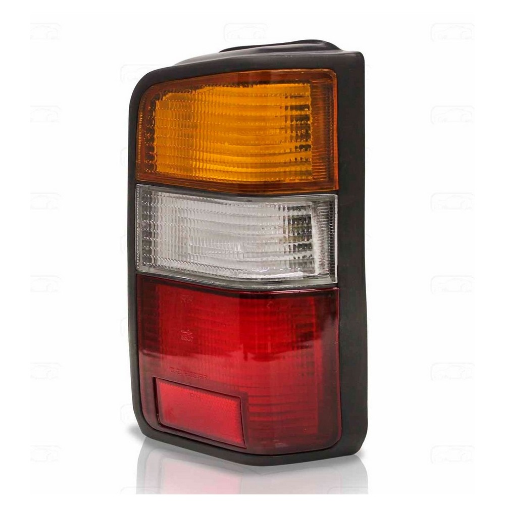 Lanterna traseira lado direito Automotive Imports ZN1111168