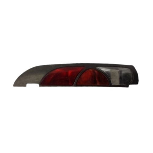 Lanterna traseira lado direito Renault 8200103292