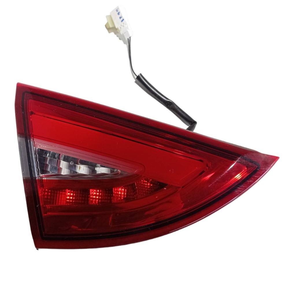Lanterna traseira lado esquerdo Chery J604433030
