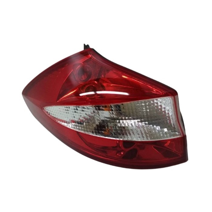 Lanterna traseira lado esquerdo Chery J153773010