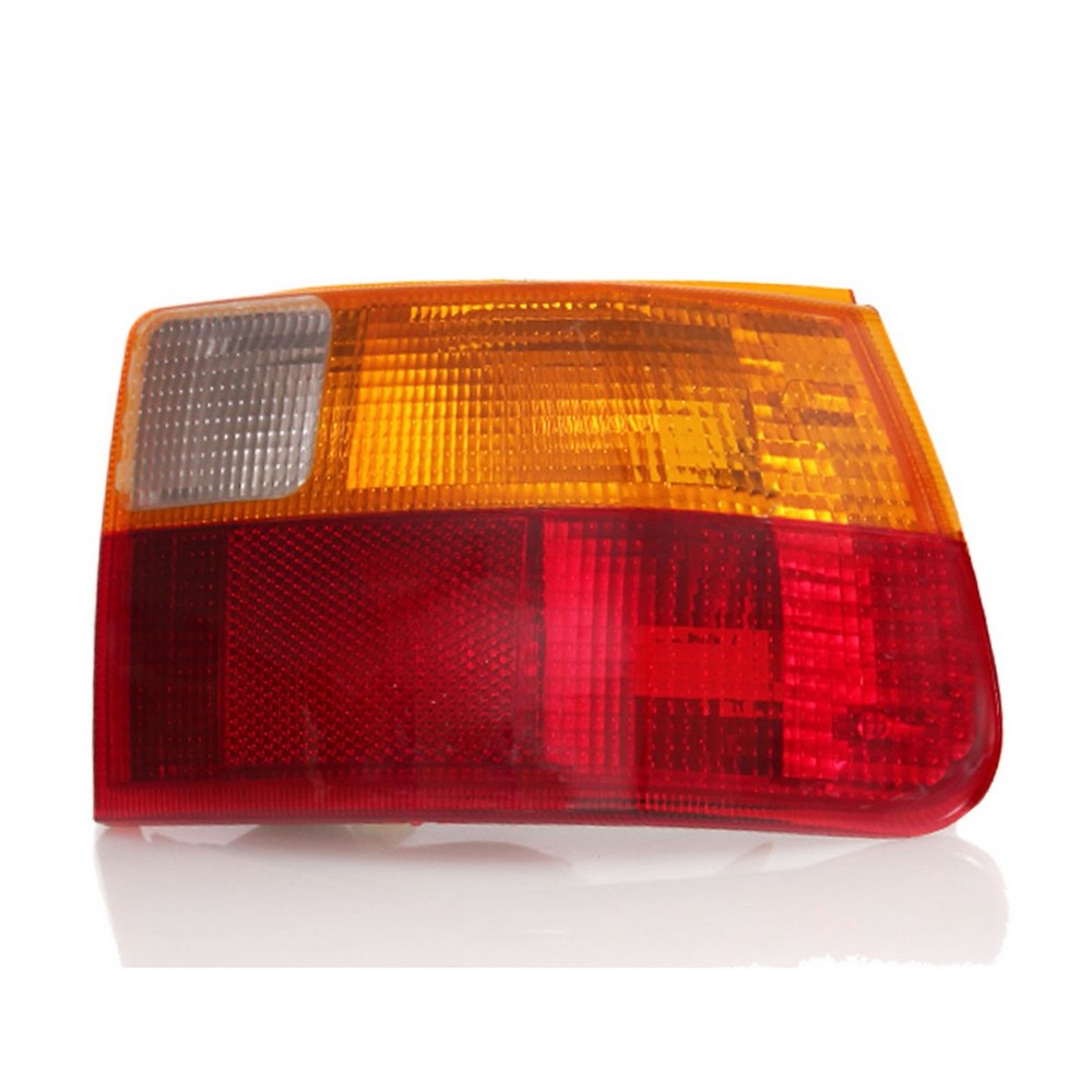 Lanterna traseira lado esquerdo Automotive Imports ZN222104
