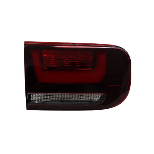 Lanterna traseira lado esquerdo Automotive Imports ZN6160289