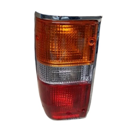 Lanterna traseira lado esquerdo Automotive Imports ZN111039