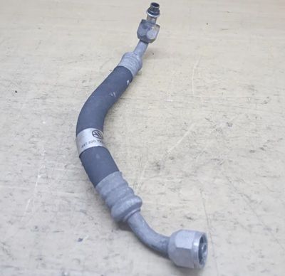 Mangueira do Filtro Secador ao Condensador do Ar-condicionado Volkswagen 547820721C